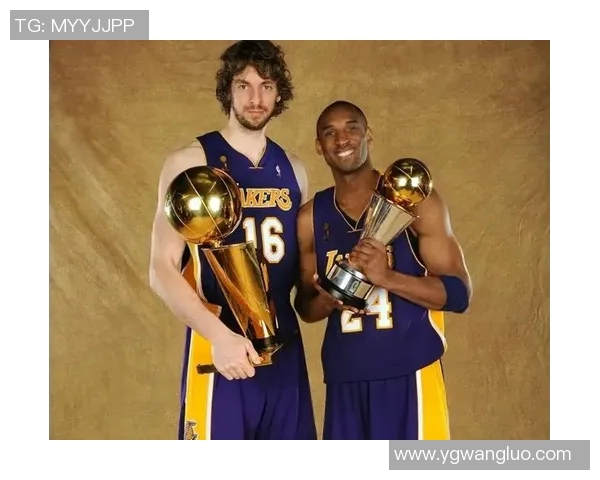 足球明星与科比的精彩瞬间汇聚成美好回忆的图片分享